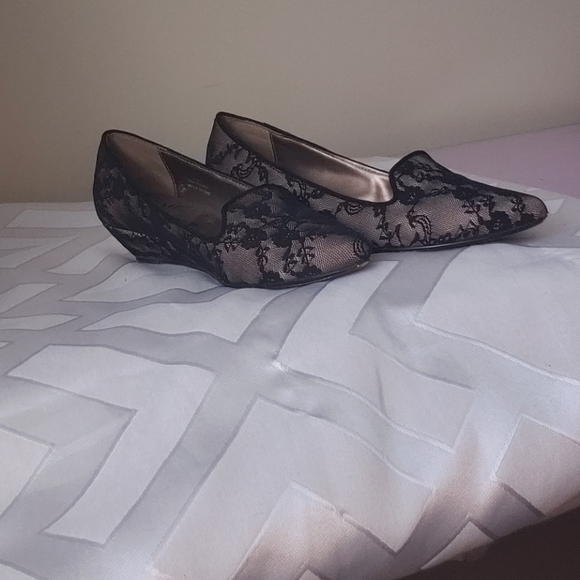 Nygaard Shoes - Picture 2 of 7